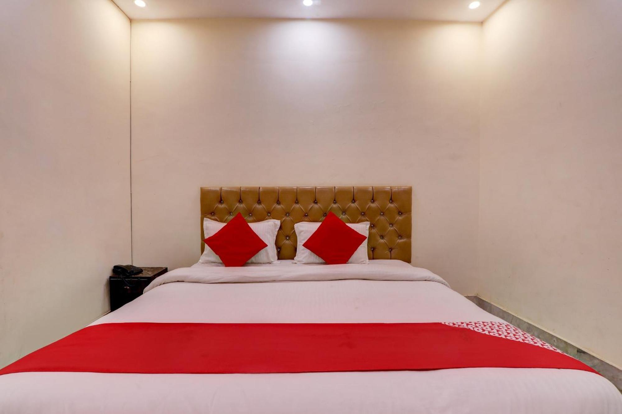 Hotel O Moon Palace Near Sahara Ganj Mall Lucknow Extérieur photo